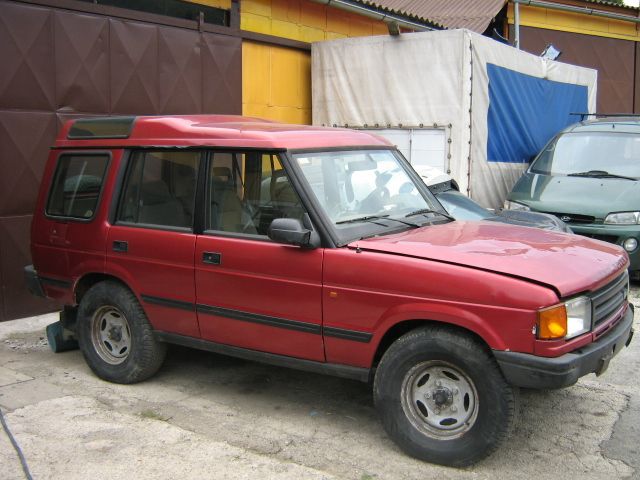 Land Rover&nbsp;Discovery&nbsp;<small><strong>tdi</strong></small>