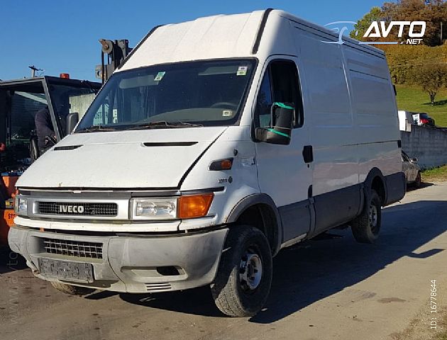 Iveco Daily <small><strong>35 S11</strong></small>