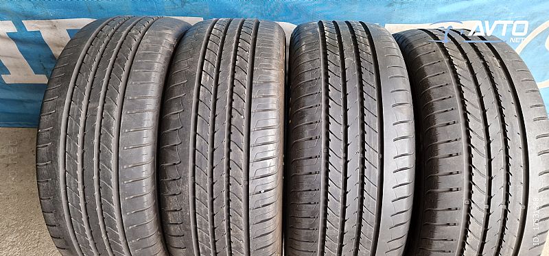 Goodyear  <small>205 / 50  R 17</small>