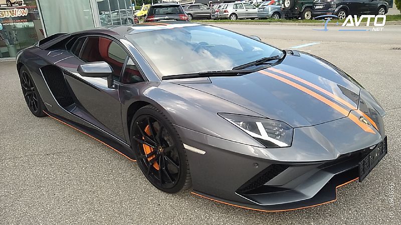 Lamborghini&nbsp;Aventador&nbsp;<small><strong>S  LP 740-4 coupe</strong></small>