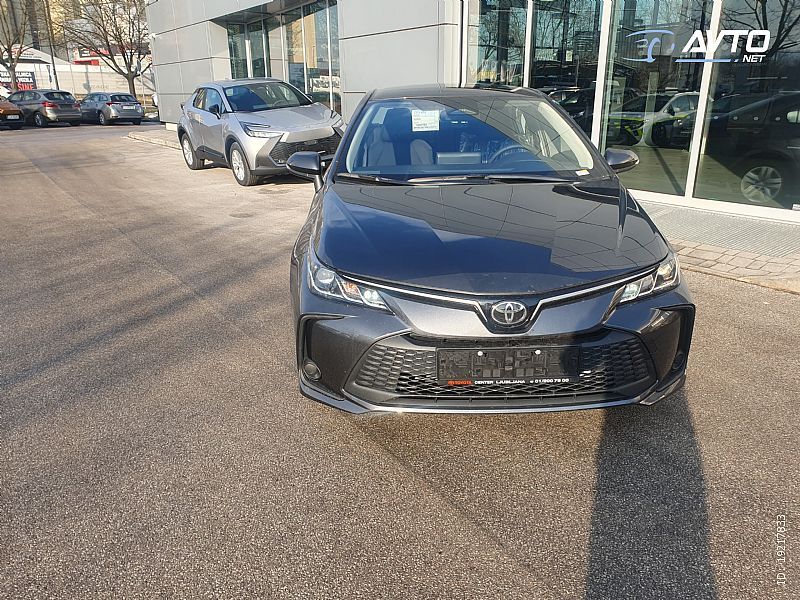 Toyota Corolla 1.5 Valvematic Terra zaloga, letnik2024,22550 EUR