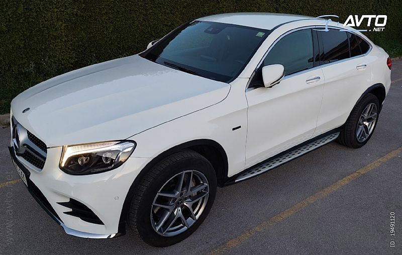 Mercedes-Benz GLC coupe <small><strong>AMG line 350 e 4MATIC LED 360kamera F1 lep</strong></small>