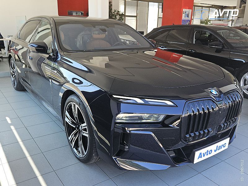 BMW&nbsp;serija 7:&nbsp;<small><strong>740d xDrive-HYBRID-BOGATA OPREMA</strong></small>