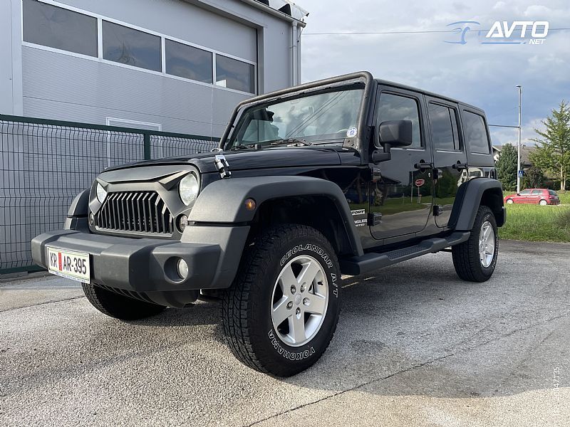 Jeep Wrangler <small><strong>2.8 CRD UNLIMITED SPORT</strong></small>