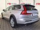 Volvo V60 Cross Country <small><strong>B4D AWD AUT Momentum Pro</strong></small>