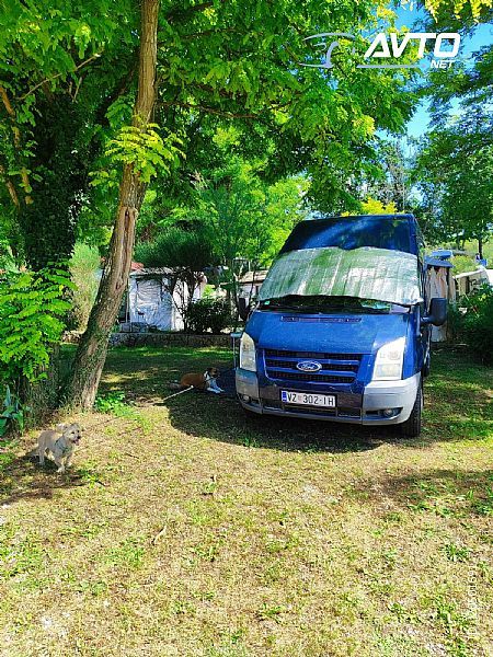 Avtodom HITNO      Ford Transit kamper 2010 godiste Atesti <small><strong></strong></small>