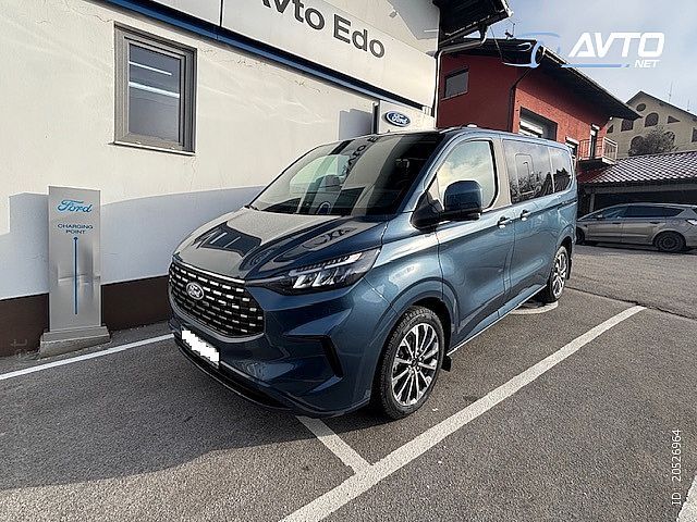 Ford&nbsp;Tourneo Custom&nbsp;<small><strong>TITANIUM X 2.0 TDCi 170KM A8 L1H1 FWD - NOVI MODEL</strong></small>