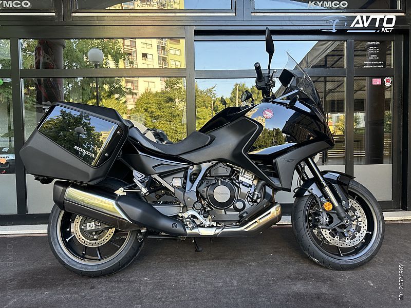 Honda NT1100 ABS TCS SLO 1.LAST. KOT NOVA SAMO 18.189 km