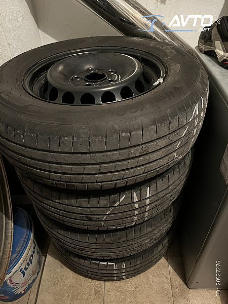 Hankook letni <small>215 / 65  R 16</small>