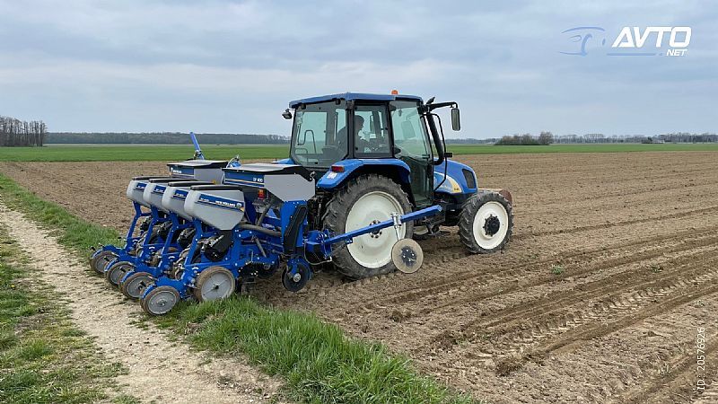 New Holland Koruza sejalnica 400 4 vrstna <small><strong></strong></small>