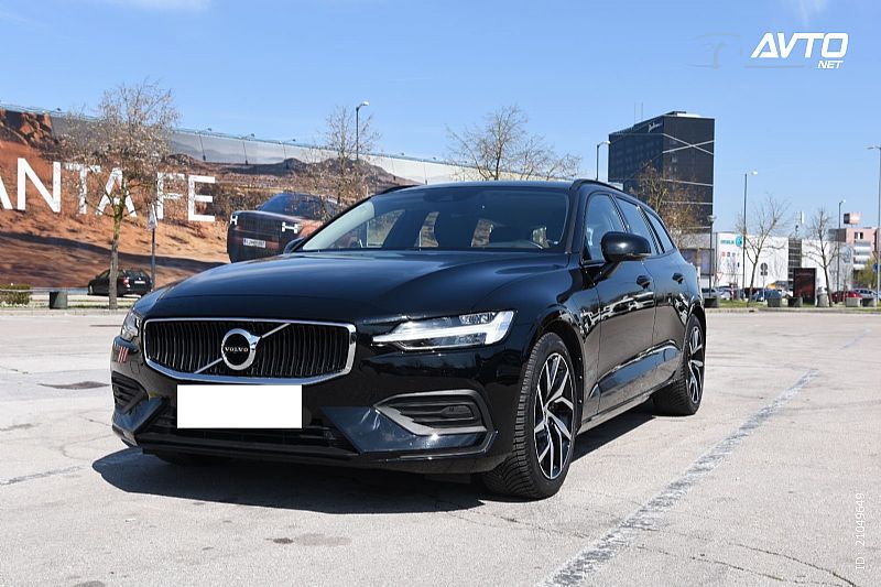 Volvo&nbsp;V60&nbsp;<small><strong>T6 A AWD Momentum   ODLICNO OHRANJEN</strong></small>