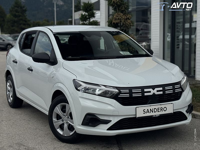 Dacia&nbsp;Sandero&nbsp;<small><strong>1.0 TCe 100 Essential </strong></small>