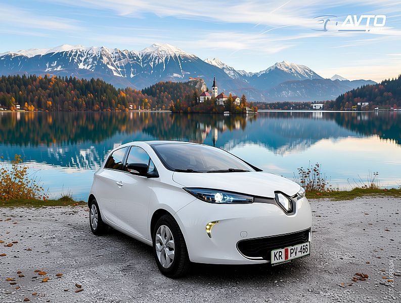Renault&nbsp;Zoe&nbsp;<small><strong>LASTNI�KA BATERIJA  98  SOH  | Rezerviran </strong></small>