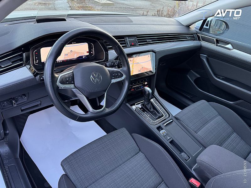 Volkswagen Passat Variant 2.0 TDI BMT SCR DSG MATRIX+VIRTUAL+WEBASTO+HUD,  letnik:2022,0 EUR