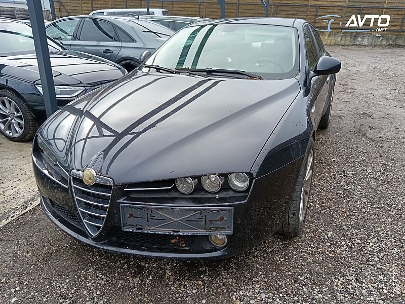 Alfa Romeo&nbsp;159&nbsp;<small><strong>2.4 JTDM 20v Q4 Ti</strong></small>