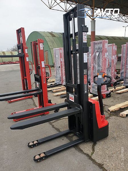 VILI�AR&nbsp;Elektri�ni visokodvi�ni vili�ar 1500kg/2.5 - 3.5 m