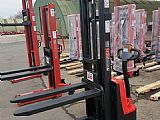 VILI�AR Elektri�ni visokodvi�ni vili�ar 1500kg/2.5 - 3.5 m