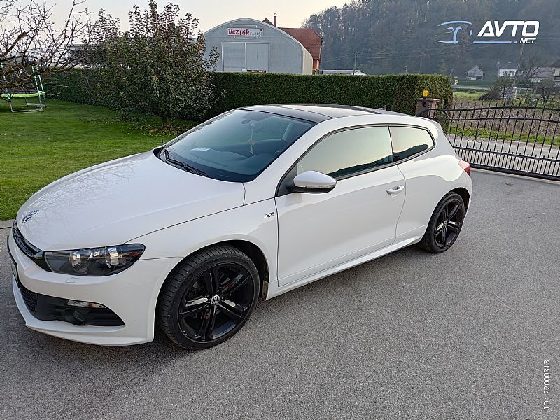 Volkswagen&nbsp;Scirocco&nbsp;<small><strong>2.0 TDI - DSG - R LINE - ALU</strong></small>