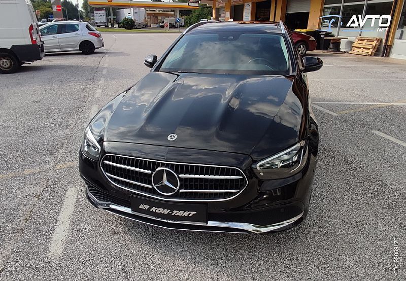 Mercedes-Benz&nbsp;E-Razred&nbsp;<small><strong>E 300de 4MATIC Avantgarde FIKSNA OBRESTNA  4.75</strong></small>