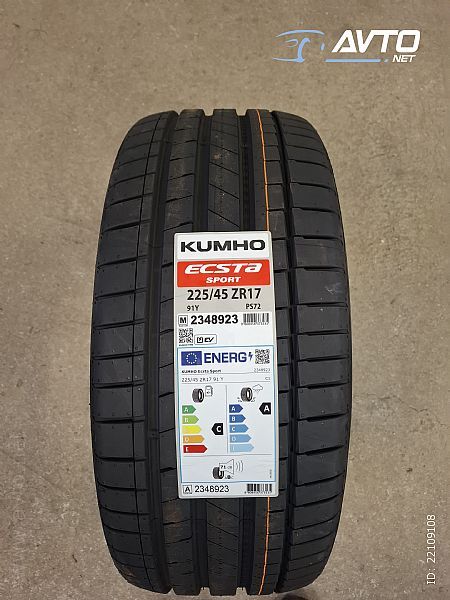 Kumho&nbsp;Ecsta Sport PS72 91Y&nbsp;<small>225&nbsp;/&nbsp;45 &nbsp;R&nbsp;17</small>