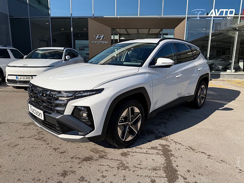 Hyundai&nbsp;Tucson&nbsp;<small><strong>1.6 T-GDI 150 STYLE 2WD DCT 18. WINTER. LED. RADAR</strong></small>