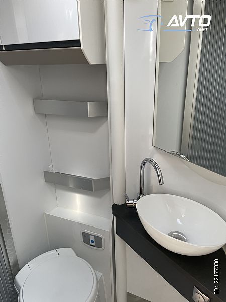 Adria Compact supreme ,  letnik:2020,64000 EUR