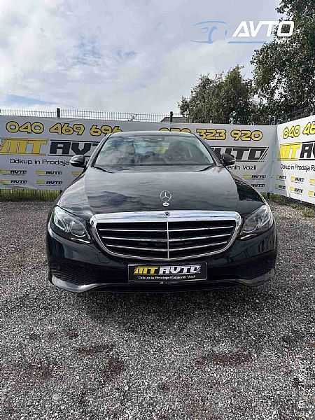 Mercedes-Benz&nbsp;E-Razred&nbsp;<small><strong>E 200 d</strong></small>