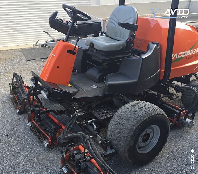 KOMUNALNA MEHANIZACIJA&nbsp;JACOBSEN LF 570 4WD - KOSILNICA&nbsp;<small><strong></strong></small>