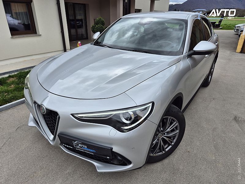 Alfa Romeo&nbsp;Stelvio&nbsp;<small><strong>2.2 Diesel 16v 190 AT8 Q4 Super</strong></small>