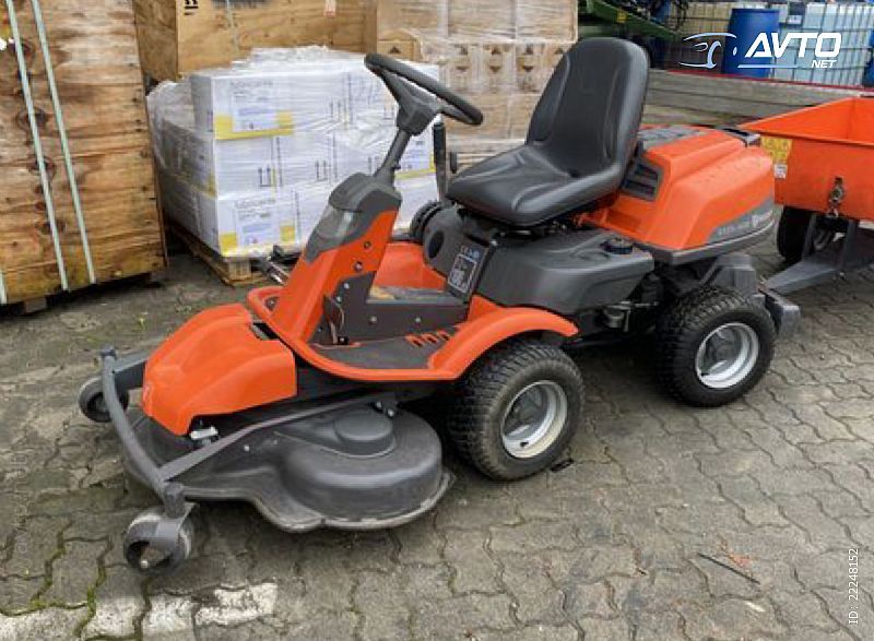 Husqvarna&nbsp;R15Ts AWD&nbsp;<small><strong></strong></small>