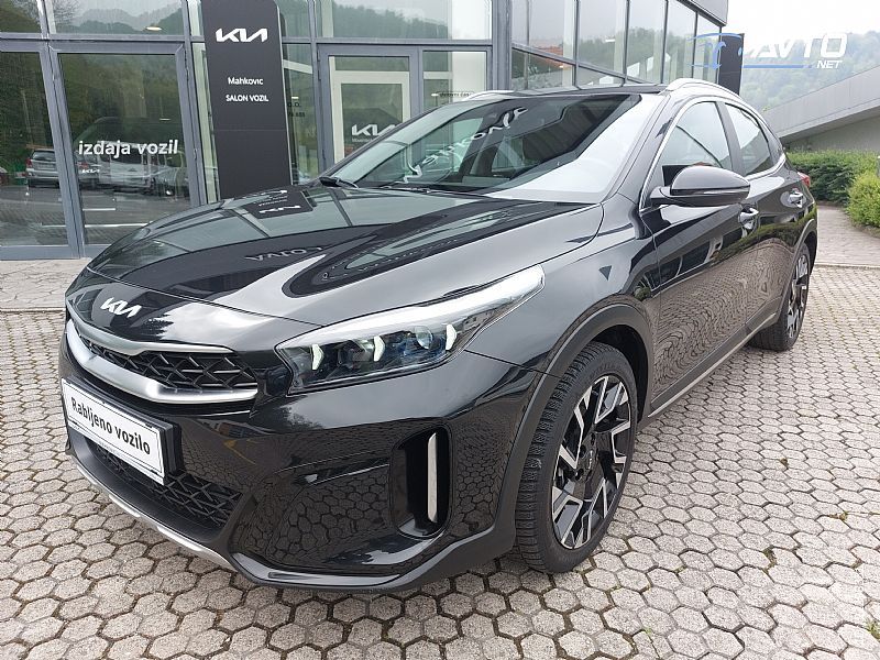 Kia&nbsp;XCeed&nbsp;<small><strong>1.6 CRDi Way 7DCT LED RADARSKI TEMPOMAT KAMERA</strong></small>