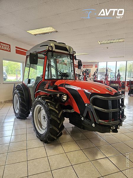 Antonio Carraro&nbsp;TRX 7800S&nbsp;<small><strong></strong></small>