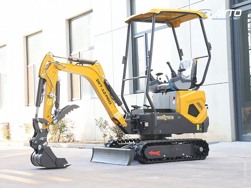 Iron Toys&nbsp;MINI BAGER IRT-12 KUBOTA 1200 kg&nbsp;<small><strong></strong></small>