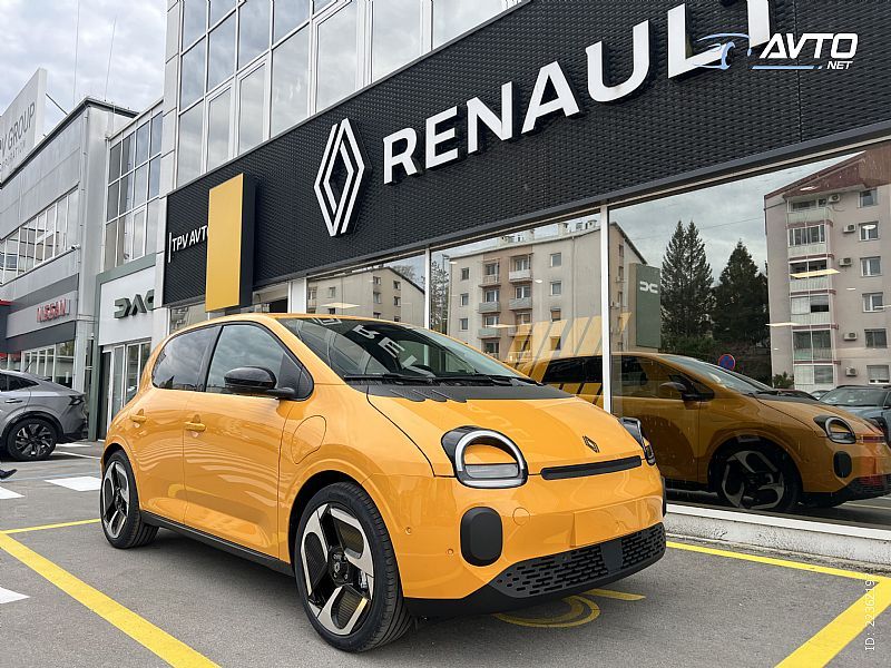 Renault&nbsp;Twingo&nbsp;<small><strong>E-Tech Techno</strong></small>