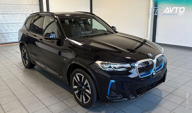 BMW&nbsp;iX3&nbsp;<small><strong>Inspiring 210 kw panorama</strong></small>