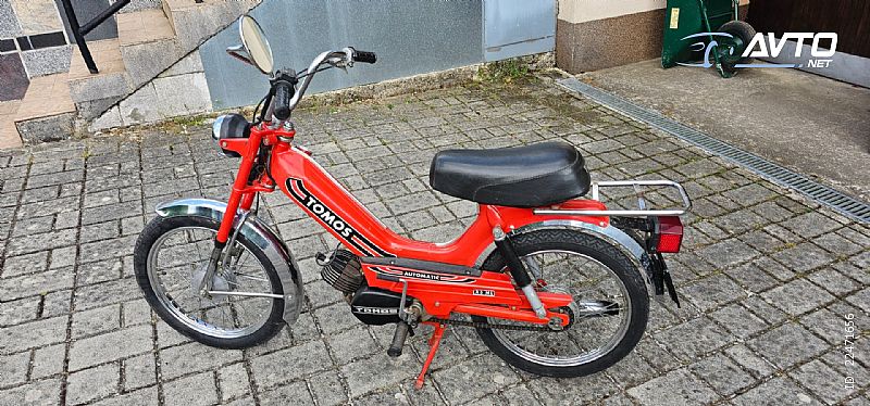 Tomos&nbsp;Avtomatik A3ML z papirji