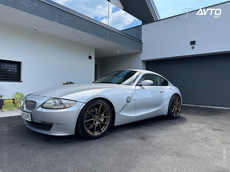 BMW&nbsp;Z4&nbsp;<small><strong>coup� 3.0si</strong></small>