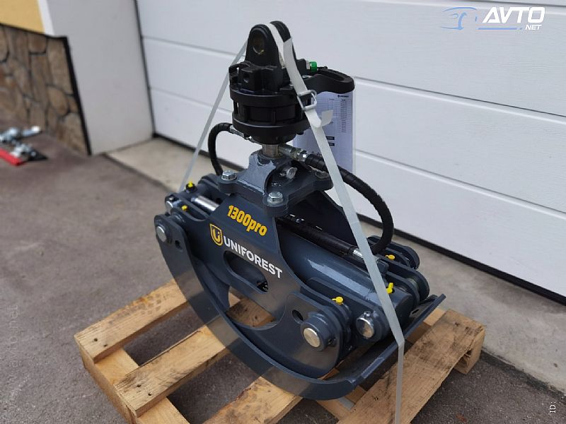 Uniforest&nbsp;GOZDARSKE KLE��E  UNIFOREST 1300 PRO&nbsp;<small><strong></strong></small>