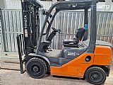 Toyota 2.5 t. diesel. triplex 4.7 m