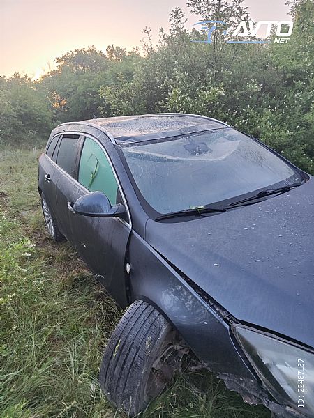 Opel&nbsp;Insignia&nbsp;<small><strong></strong></small>