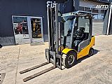 Jungheinrich DFG 430 - LETNIK 2010 - 9630 DELOVNIH UR