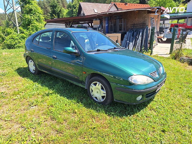 Renault&nbsp;Megane&nbsp;<small><strong>M�gane Classic RN 1.4 16V - redno servisiran</strong></small>