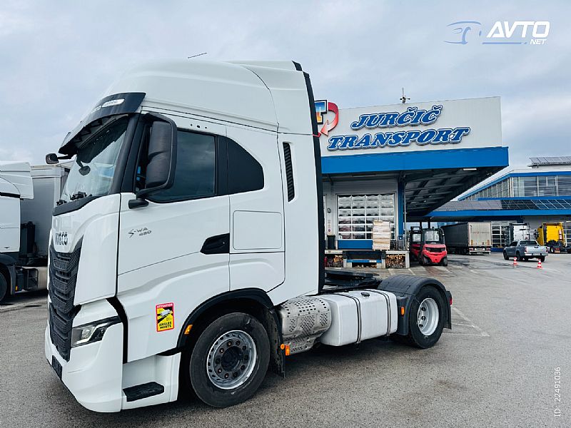 Iveco&nbsp;S-WAY 480 / INTARDER / STANDKLIMA&nbsp;<small><strong></strong></small>