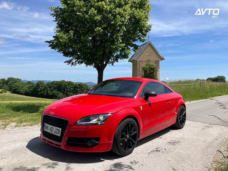 Audi&nbsp;TT&nbsp;<small><strong>Coup� 2.0 T FSI</strong></small>