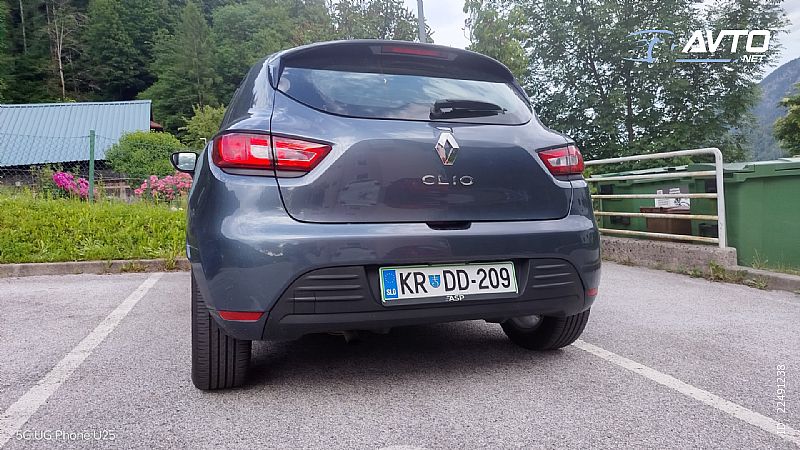 Renault&nbsp;Clio&nbsp;<small><strong>TCe 75 Generation</strong></small>