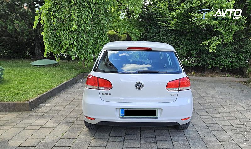 Volkswagen&nbsp;Golf&nbsp;<small><strong>Comfortline 1.6 TDI</strong></small>