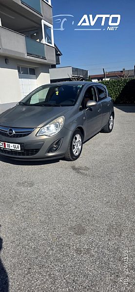 Opel&nbsp;Corsa&nbsp;<small><strong>Enjoy 1.4 16V</strong></small>