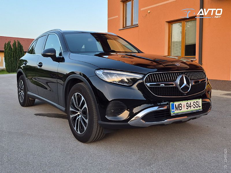 Mercedes-Benz&nbsp;GLC-Razred&nbsp;<small><strong>GLC 220d 4MATIC Avantgarde LED Kamera Garancija</strong></small>