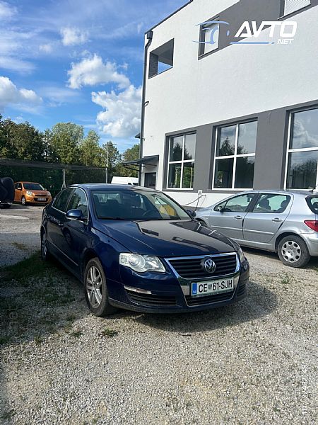 Volkswagen&nbsp;Passat&nbsp;<small><strong>2.0 TDI Comfortline</strong></small>