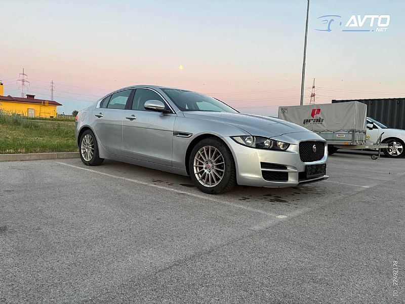 Jaguar&nbsp;XE&nbsp;<small><strong>2.0</strong></small>